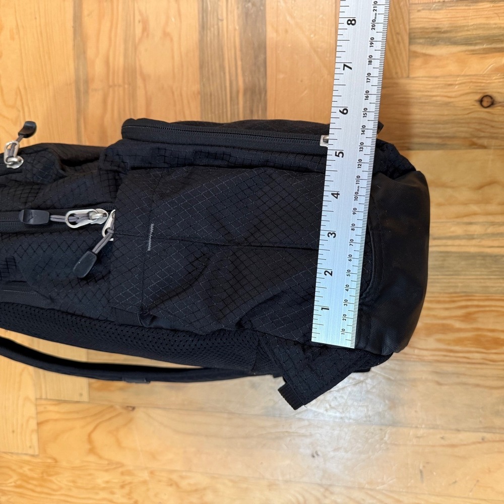 High Sierra Tech Spot Laptop Bag Multi-Pocket 17"‎ Padded Compartment Backpack - Picture 8 of 16